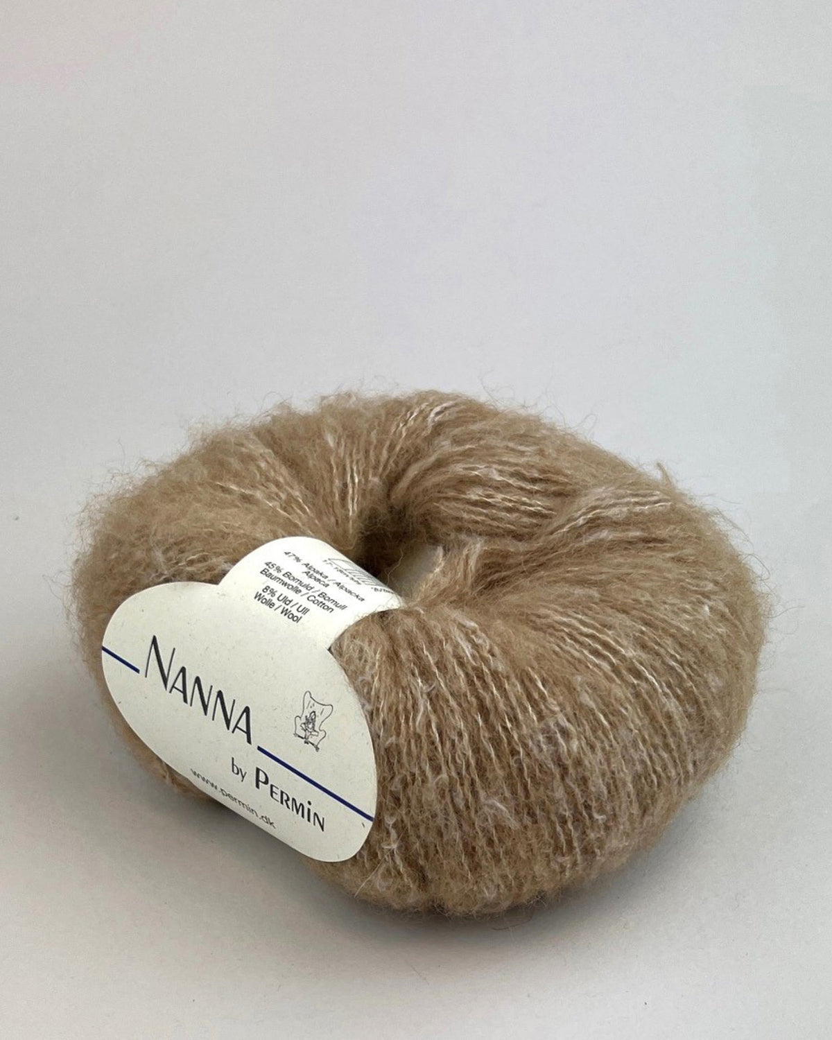 Nanna Lys camel