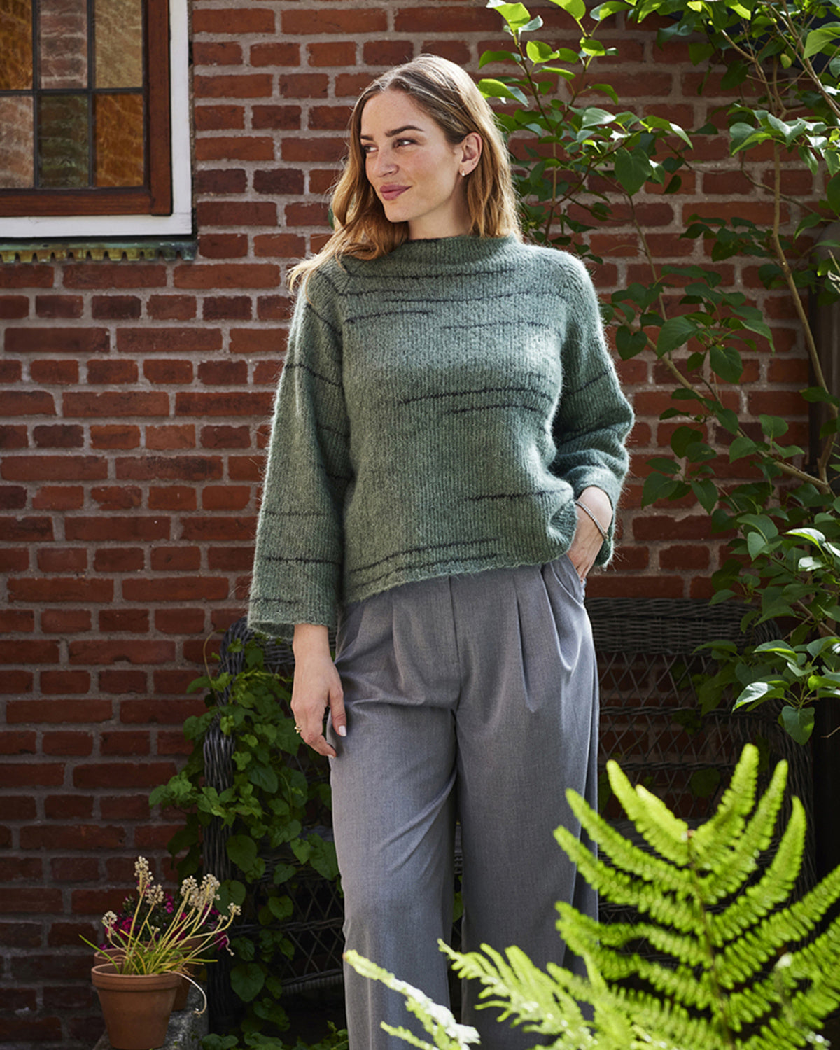 Opskrift: Bluse med 3/4 ærme og rullehals