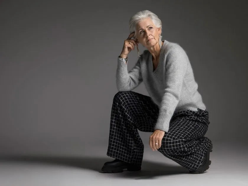 Strikkekit: Quiet Moments – let og elegant sweater med fluffy udtryk (garn + gratis opskrift)