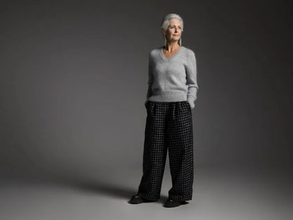 Strikkekit: Quiet Moments – let og elegant sweater med fluffy udtryk (garn + gratis opskrift)