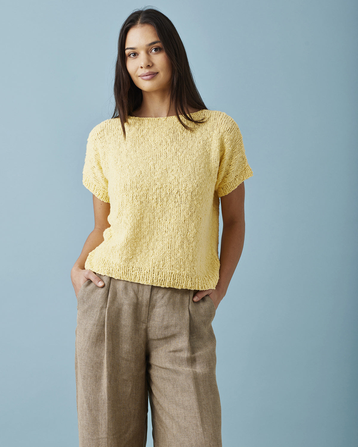 Opskrift: T-shirt i glat med ribkanter