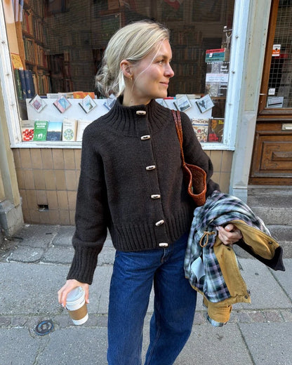 Opskrift: Hannah Jacket – dansk strikkeopskrift