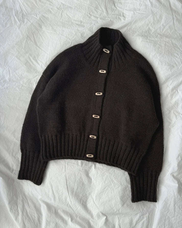 Opskrift: Hannah Jacket – dansk strikkeopskrift