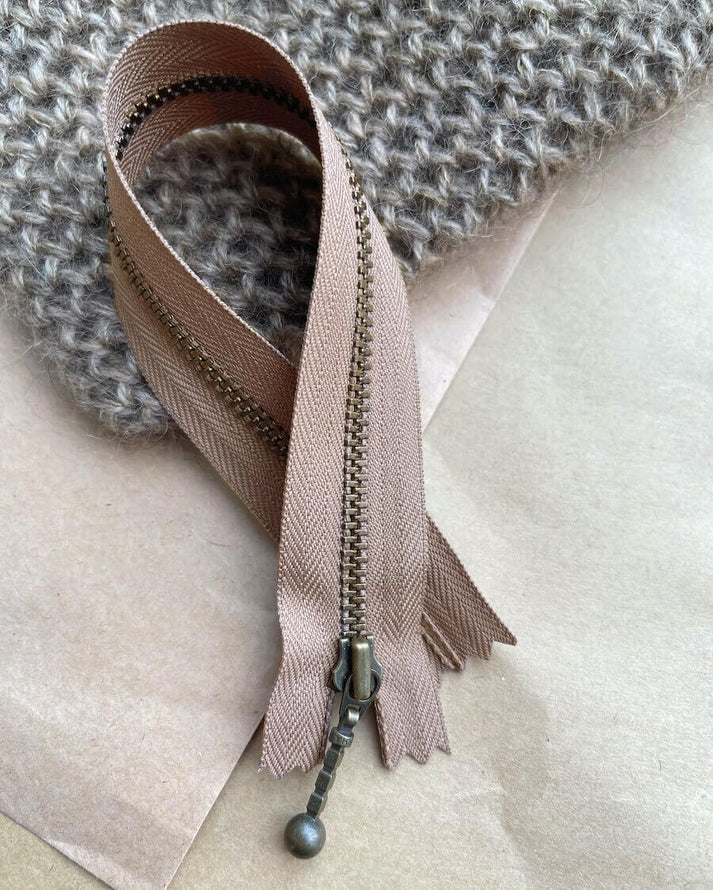 PetiteKnit Lynlås 23 cm