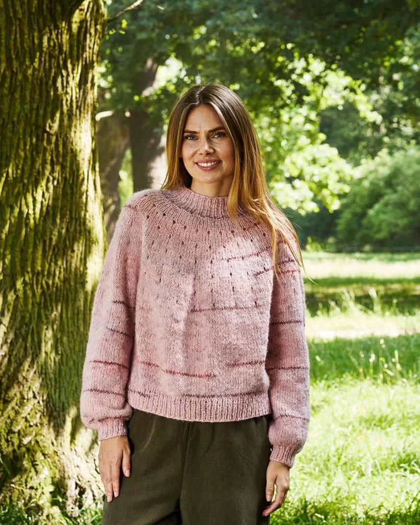 Komplet garnpakke til Nellie Sweater med rundt bærestykke inkl. opskrift