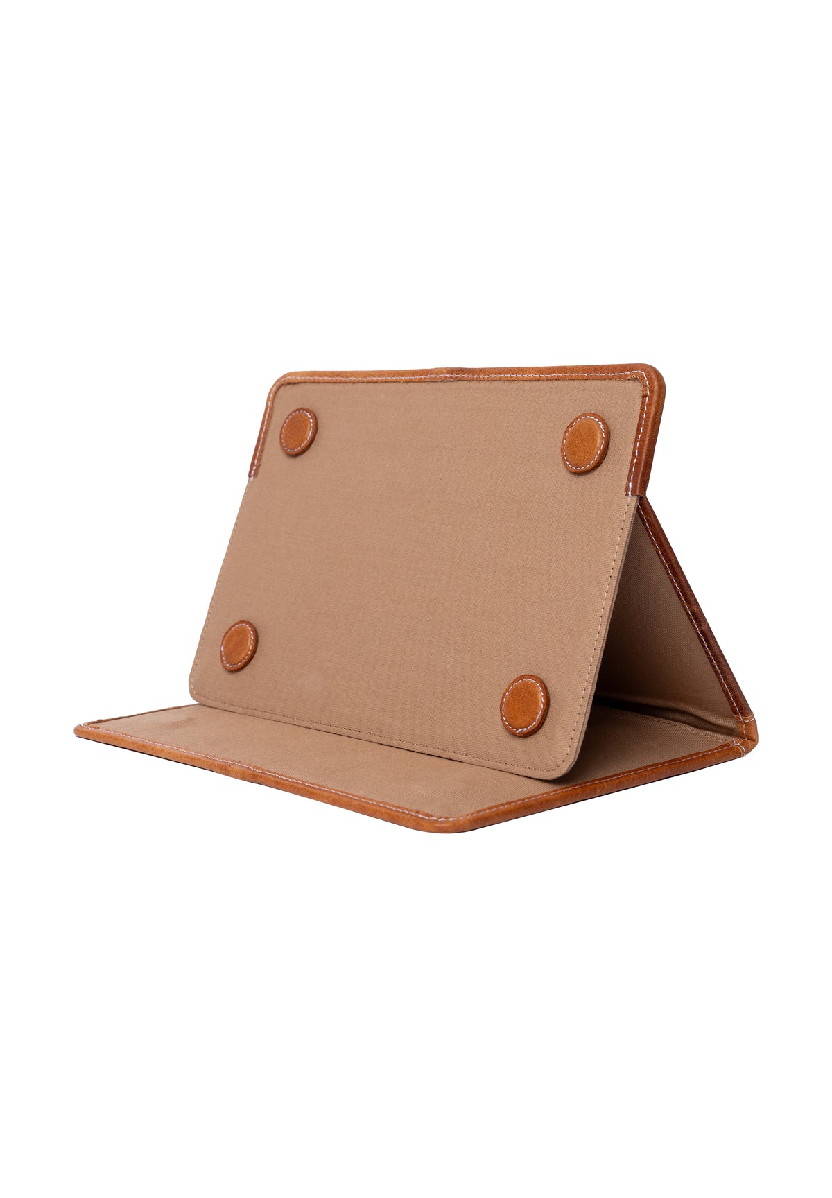 RE:DESIGNED Project 107 – Organizer i læder