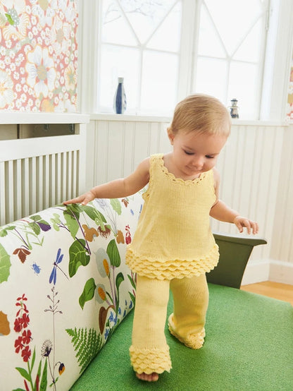 Opskrift: Rosette Top Baby
